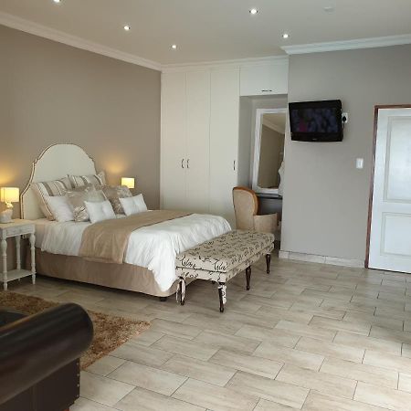 Pongola Road Self Catering Accommodation Uitenhage Bagian luar foto