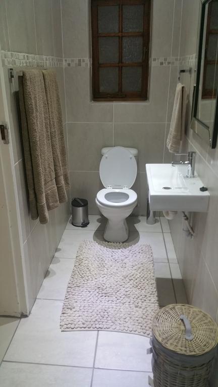 Pongola Road Self Catering Accommodation Uitenhage Bagian luar foto