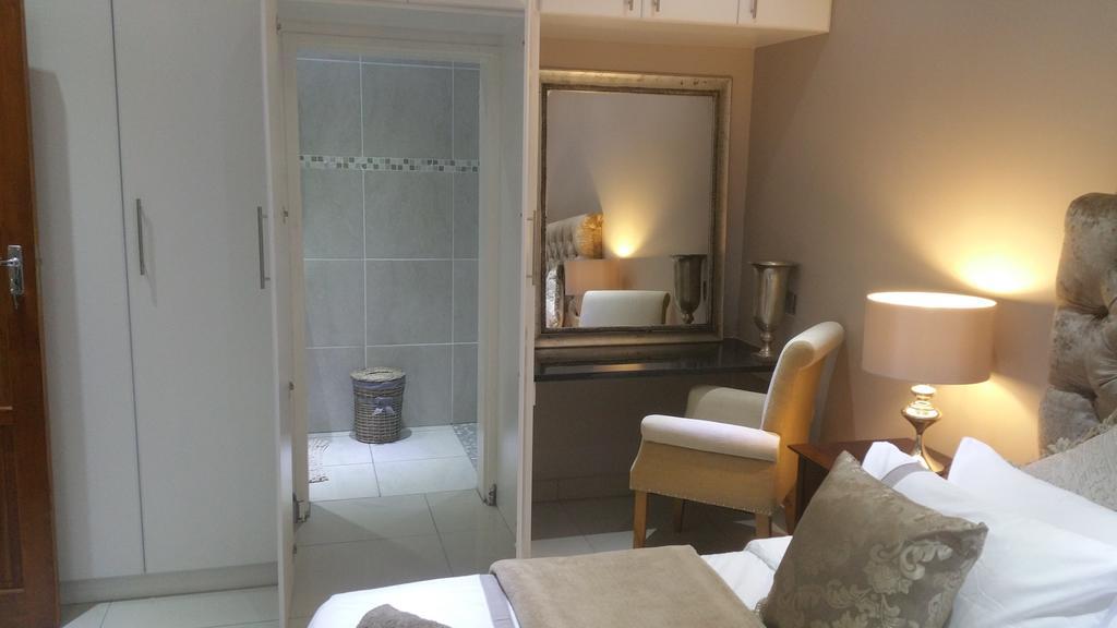 Pongola Road Self Catering Accommodation Uitenhage Bagian luar foto