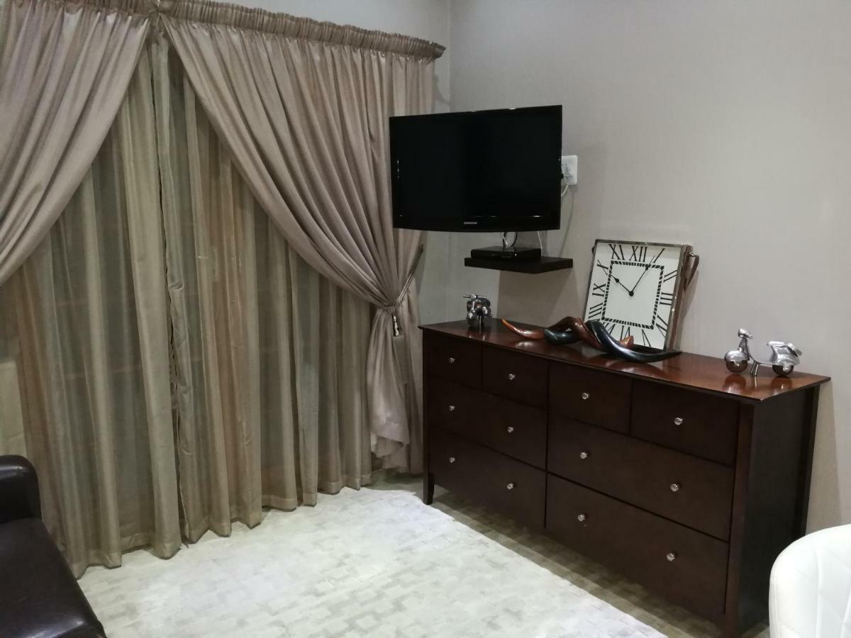 Pongola Road Self Catering Accommodation Uitenhage Bagian luar foto
