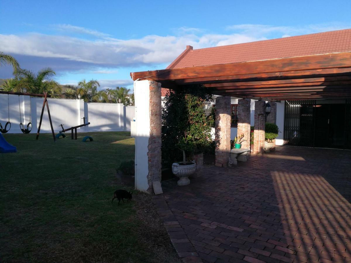 Pongola Road Self Catering Accommodation Uitenhage Bagian luar foto