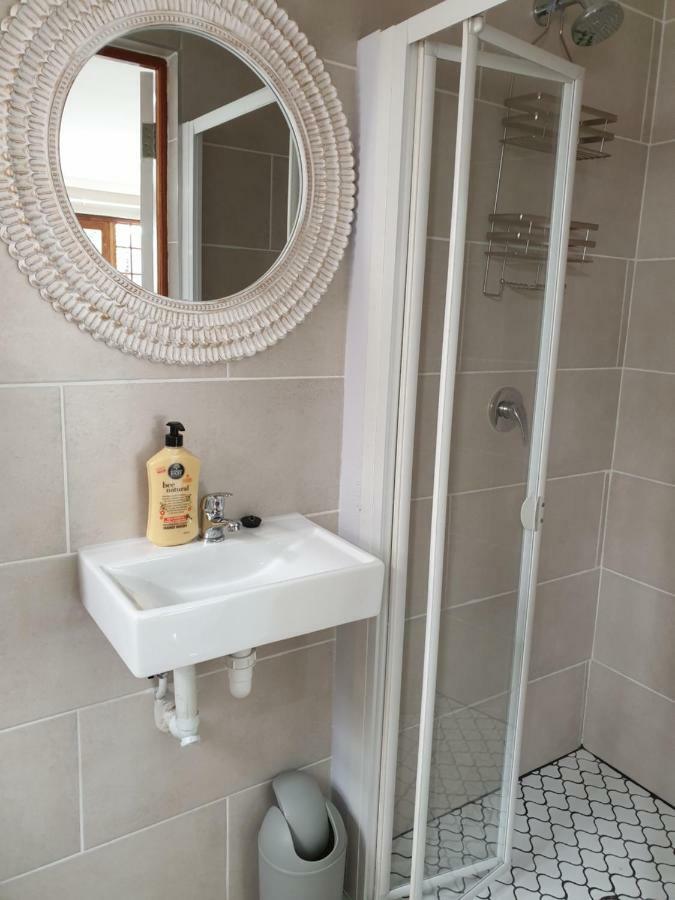 Pongola Road Self Catering Accommodation Uitenhage Bagian luar foto