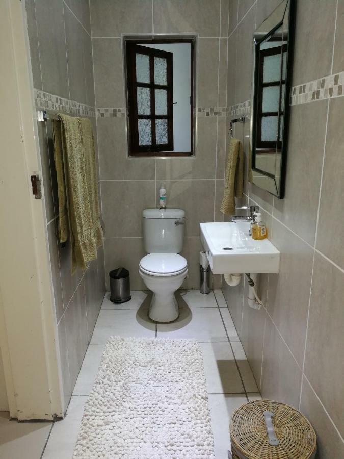 Pongola Road Self Catering Accommodation Uitenhage Bagian luar foto