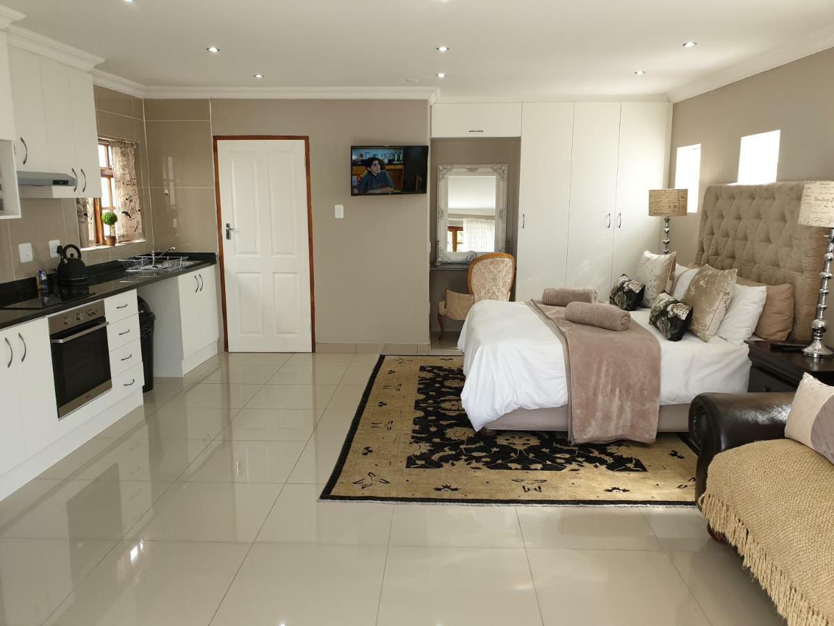 Pongola Road Self Catering Accommodation Uitenhage Bagian luar foto